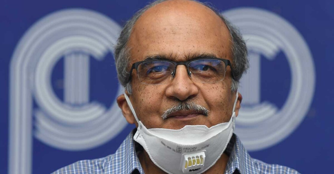 പ്രശാന്ത് ഭൂഷണ്‍ (ഫയൽ ചിത്രം) (Photo by Prakash SINGH / AFP)