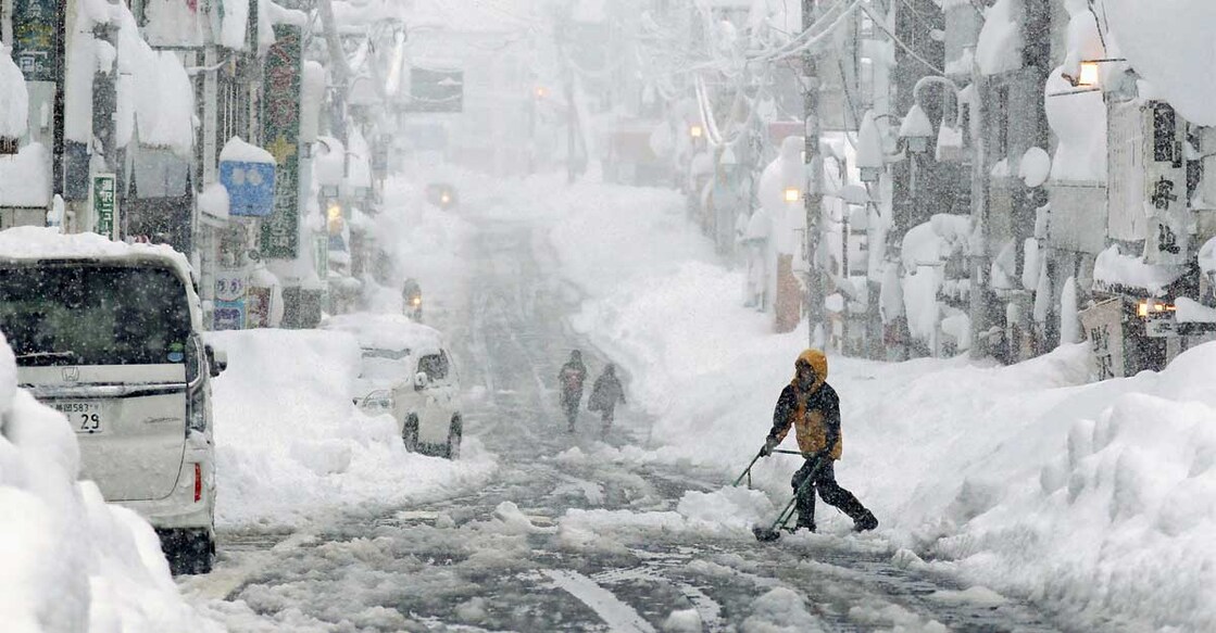 1200-japan-snowstorm