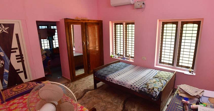 uthra-room uthra-room