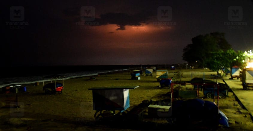 kozhikode-beach-1 kozhikode-beach-1