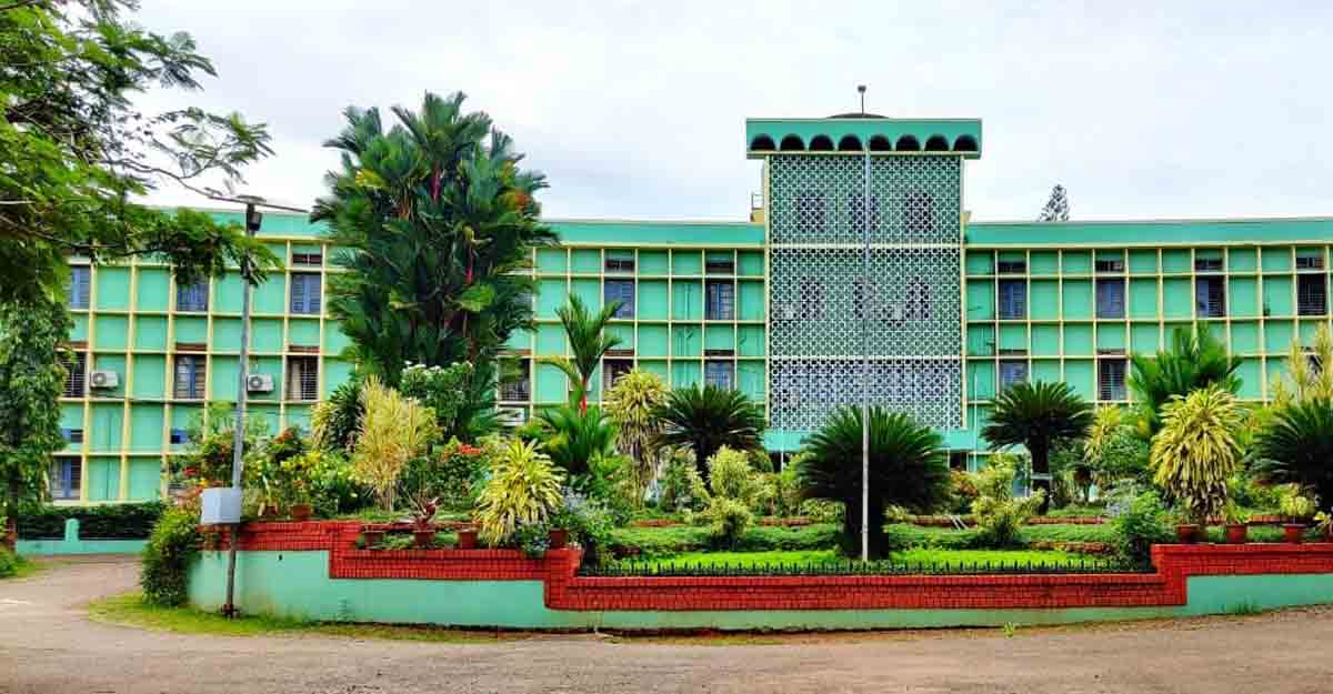 ഫാറൂഖ് കോളജിന് വീണ്ടും ദേശീയ അംഗീകാരം ട്രിപ്പിൾ എ റേറ്റിങ് Kozhikode