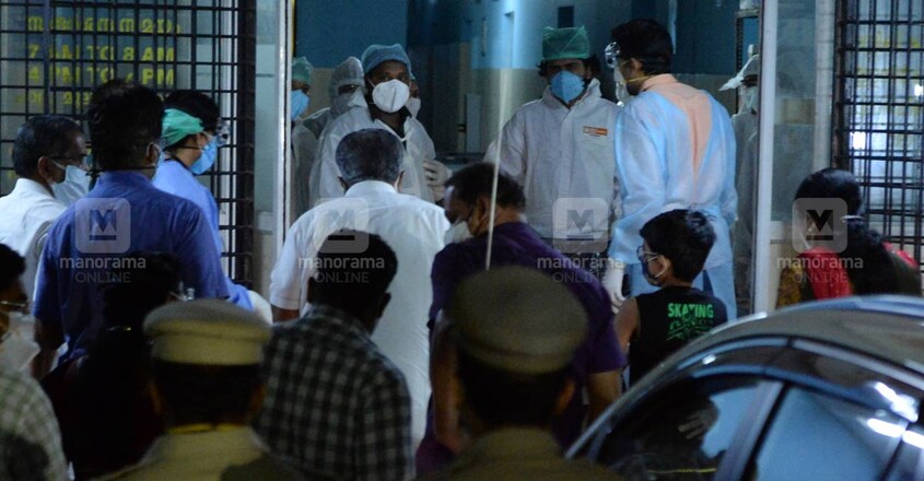 cm-at-medical-college-kozhikode cm-at-medical-college-kozhikode