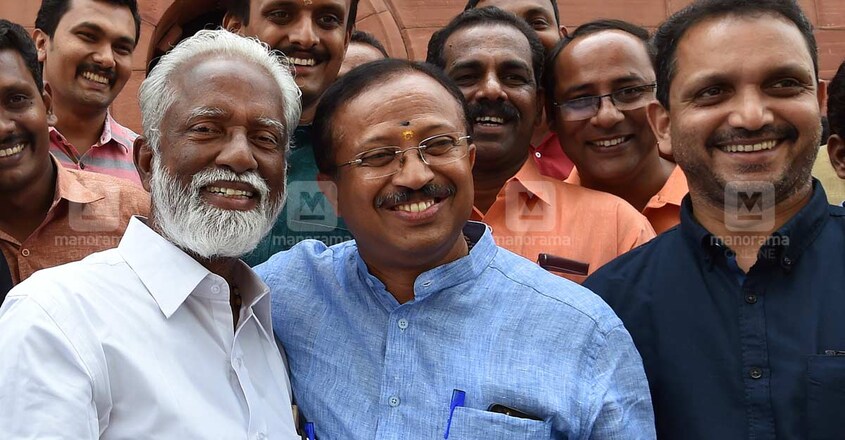 kummanam-rajasekharan-v-Muraleedharan-ksurendran kummanam-rajasekharan-v-Muraleedharan-ksurendran