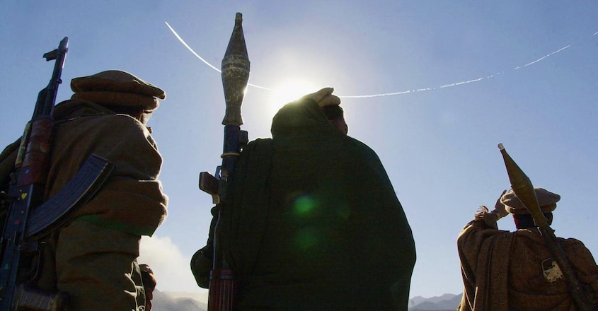 AFGHANISTAN-US ATTACKS-ENDURING FREEDO-MUJAHEDIN-US WARPLANE AFGHANISTAN-US ATTACKS-ENDURING FREEDO-MUJAHEDIN-US WARPLANE
