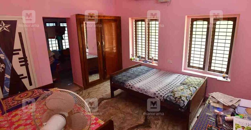 uthra-room uthra-room