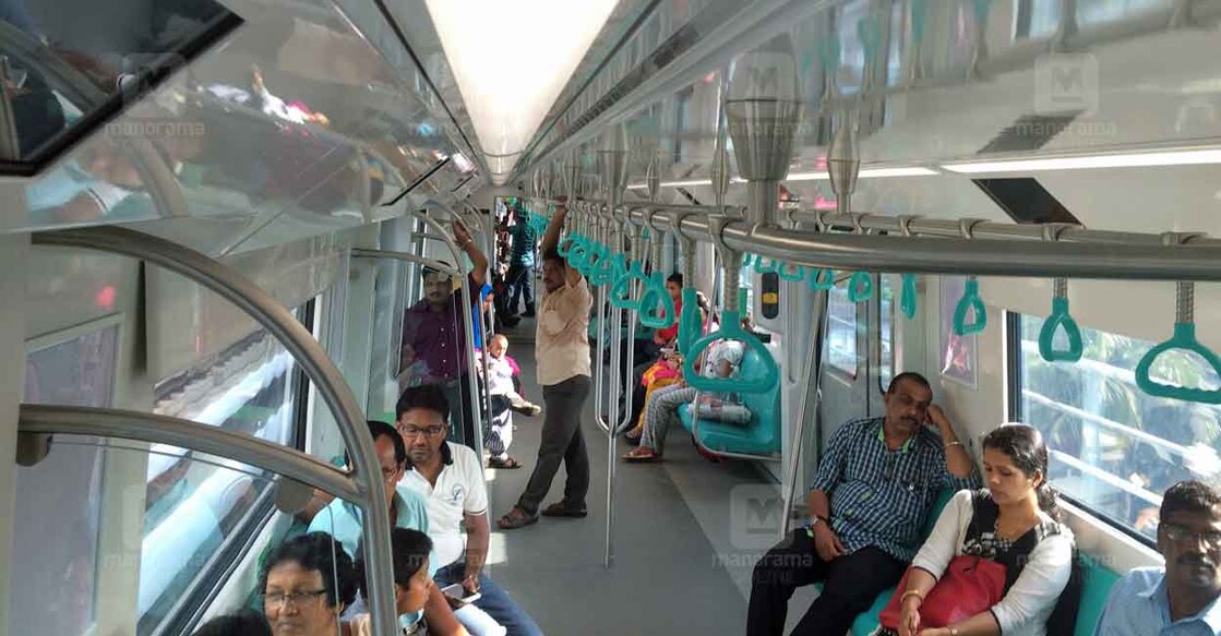 kochi-metro-inside-view