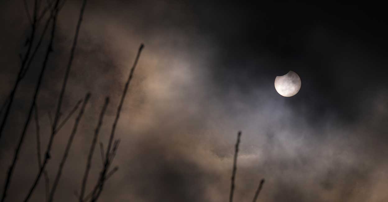 Belgium | Solar Eclipse (Photo by LAURIE DIEFFEMBACQ / BELGA / AFP) / Belgium OUT