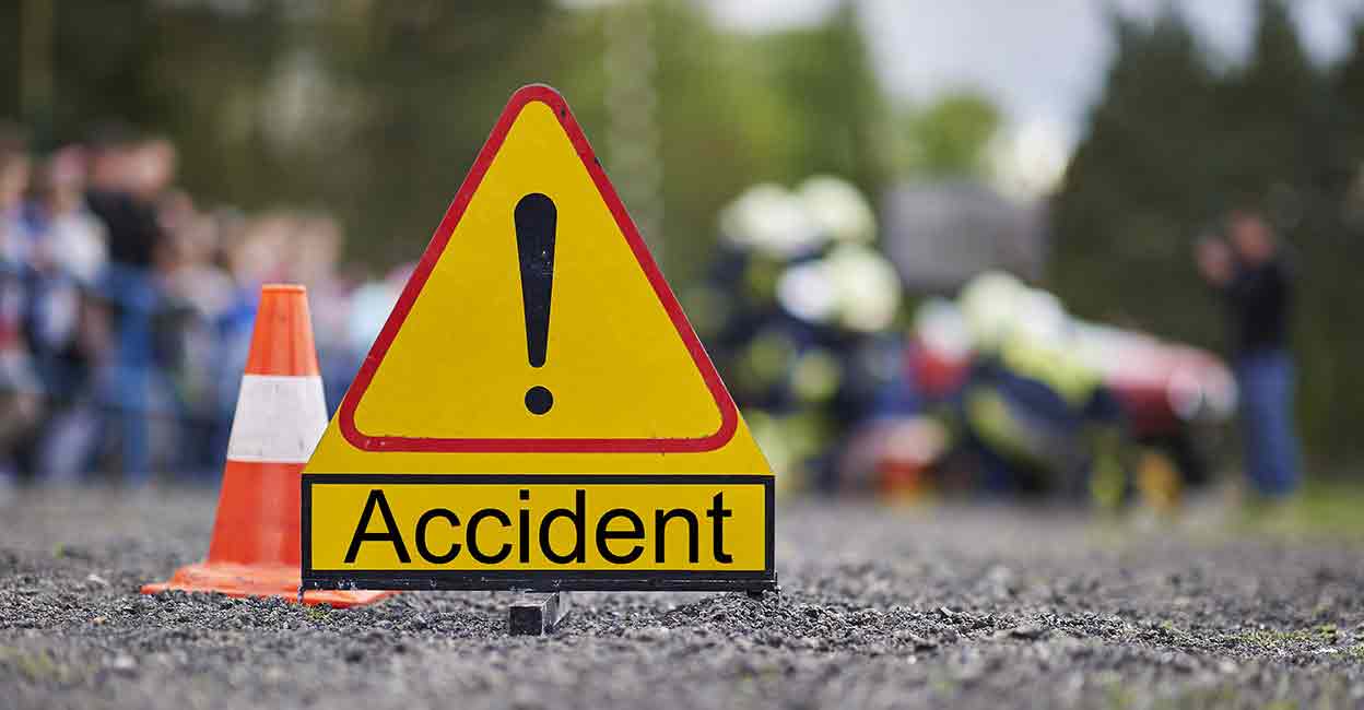 Bus-Auto Rickshaw Accident in Kochi during Race: Injuries Reported