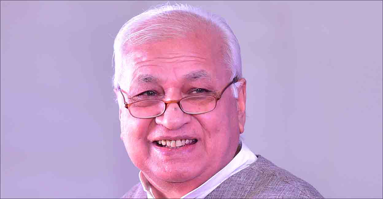 Governor Arif Mohammad Khan's Travel Record: Out of Kerala for 328 Days ...