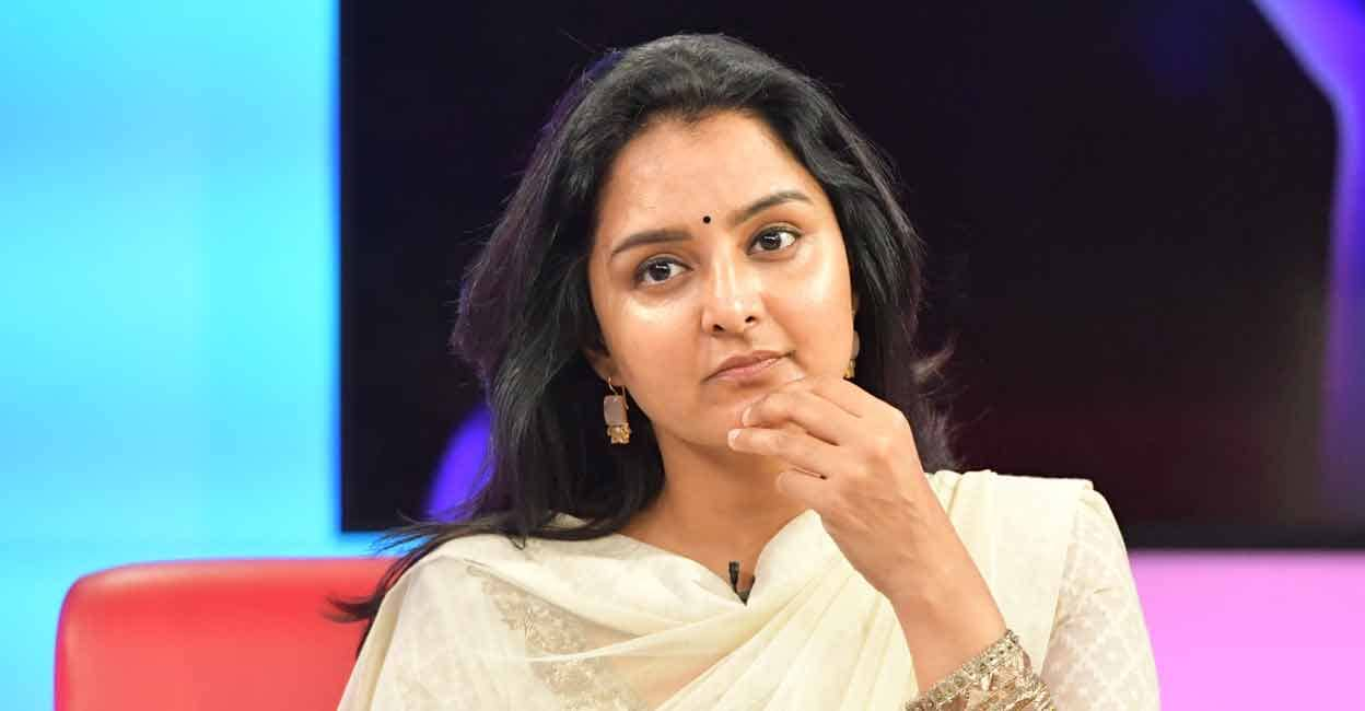 Manju Warrier again as Sakshi;  Dileep’s lawyer will cross-examine Manju today