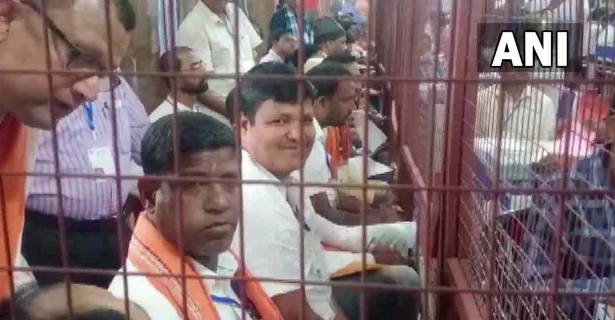 BJP in three places including Congress sitting seat;  Big breakthrough for Uddhav’s side – Bypolls Results |  BJP |  Telangana |  Bihar
