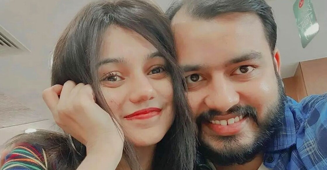 shivani-dubey-physics-wallah അലക് പാണ്ഡേ ഭാര്യ ശിവാനി ദുബെയ്ക്കൊപ്പം. ചിത്രത്തിനു കടപ്പാട്: instagram/shivani_dubey95