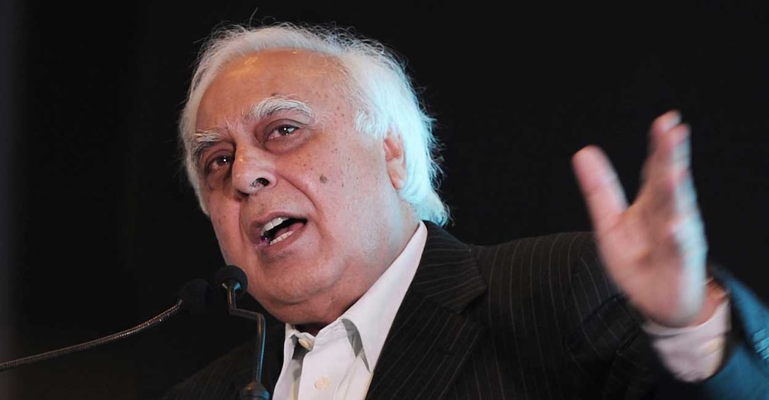 Kapil Sibal (Photo by DIBYANGSHU SARKAR / AFP) കപിൽ സിബൽ (ഫയൽ ചിത്രം) (Photo by DIBYANGSHU SARKAR / AFP)
