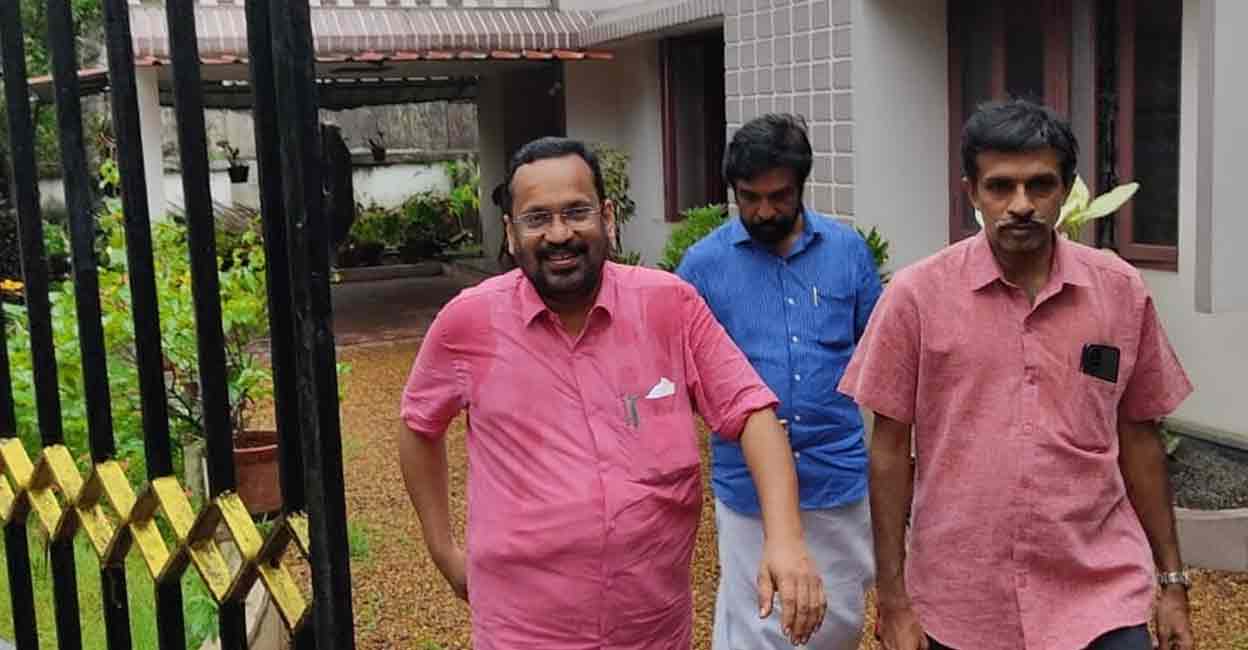 ‘5 വർഷത്തിൽ മുഴുവൻ പേര്ക്കും പട്ടയം; എല്ലാവര്ക്കും ഭൂമി, സേവനങ്ങ ...