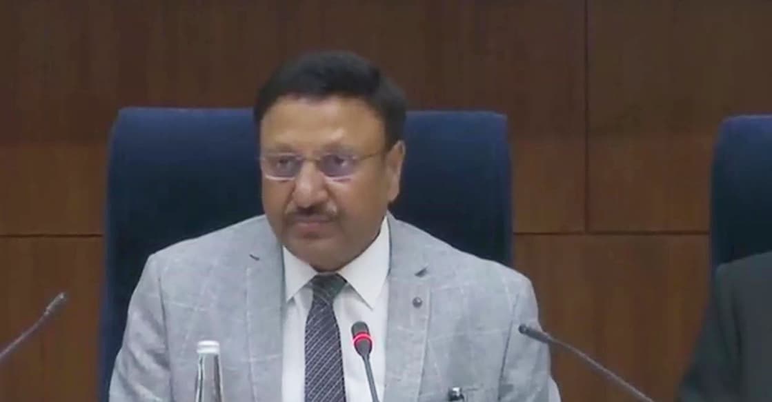 election-commission മുഖ്യ തിരഞ്ഞെടുപ്പ് കമ്മിഷണർ രാജീവ് കുമാർ