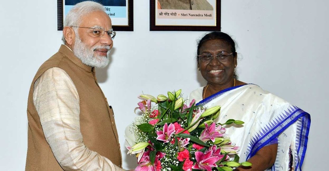 Narendra Modi | Draupadi Murmu (Photo - Twitter / @ani_digital) ദ്രൗപദി മുർമുവിനെ അഭിനന്ദിക്കാനെത്തിയ പ്രധാനമന്ത്രി നരേന്ദ്ര മോദി (Photo - Twitter / @ani_digital)