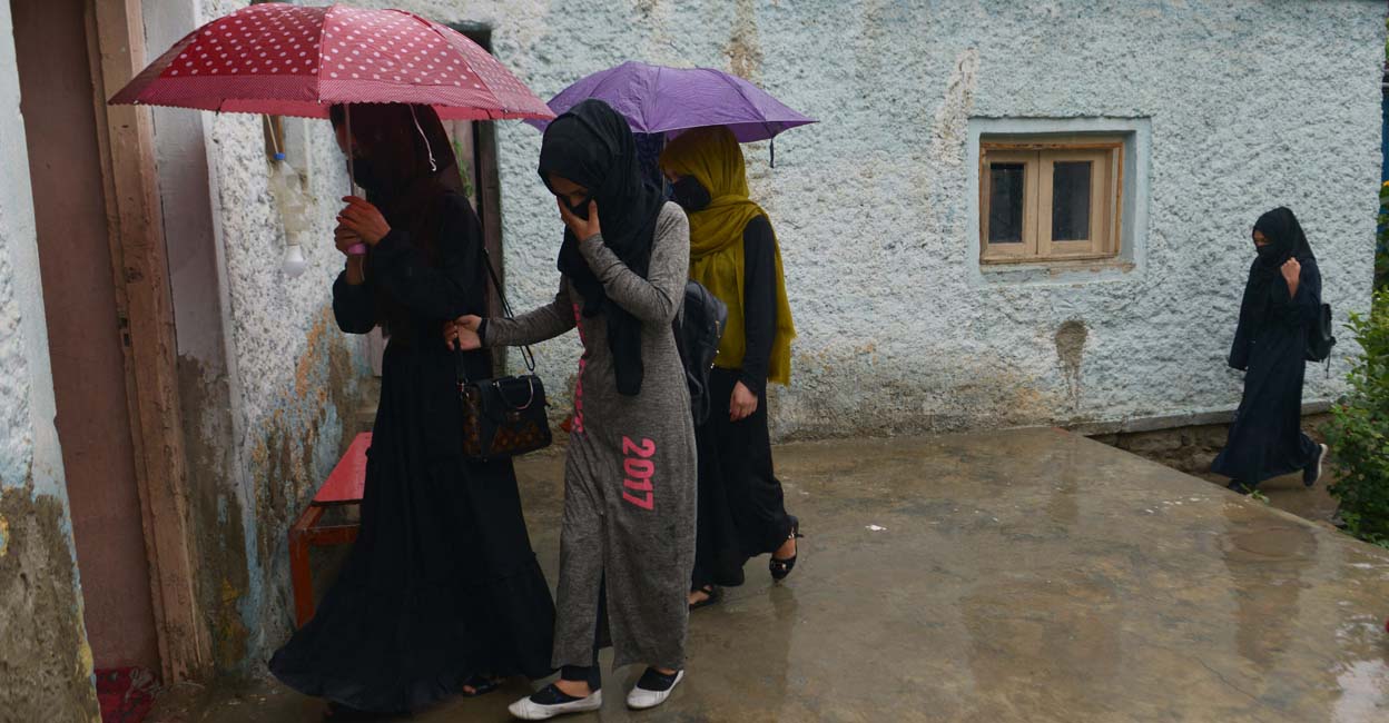 Afghanistan bans girls from taking exams – Taliban