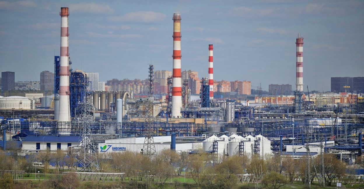 Gazprom Oil Refinery 
