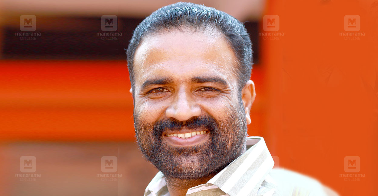 കെപിസിസിയുടെ നാടക സമിതി വീണ്ടും | Mucheettukarante Makal drama by