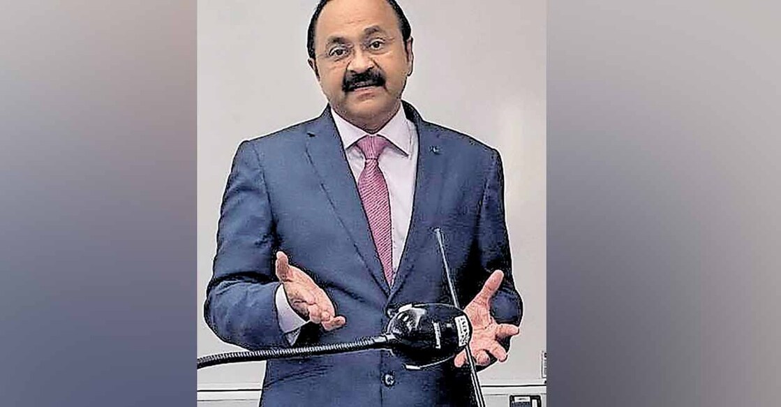 യുകെയിലെ കേംബ്രിജ് സർവകലാശാലയിൽ പ്രഭാഷണം നടത്തുന്ന വി.ഡി.സതീശൻ. യുകെയിലെ കേംബ്രിജ് സർവകലാശാലയിൽ പ്രഭാഷണം നടത്തുന്ന വി.ഡി.സതീശൻ.