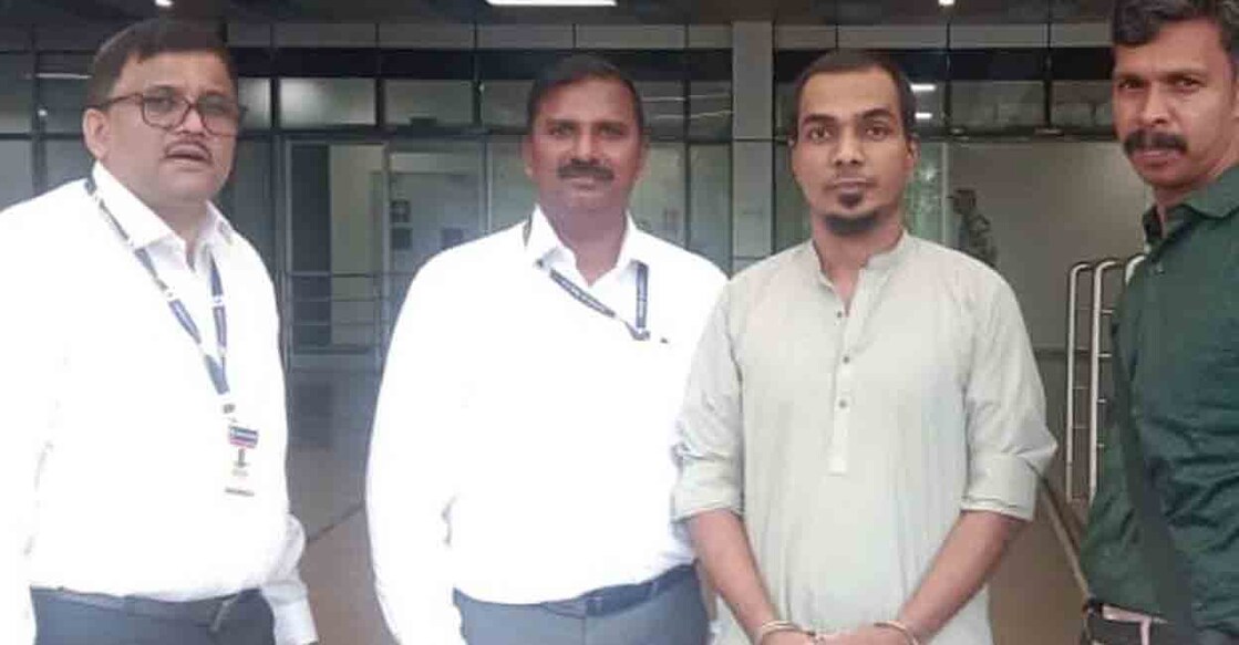 sudheesh-arrested അറസ്റ്റിലായ സുധീഷുമായി അന്വേഷണ ഉദ്യോഗസ്ഥർ.