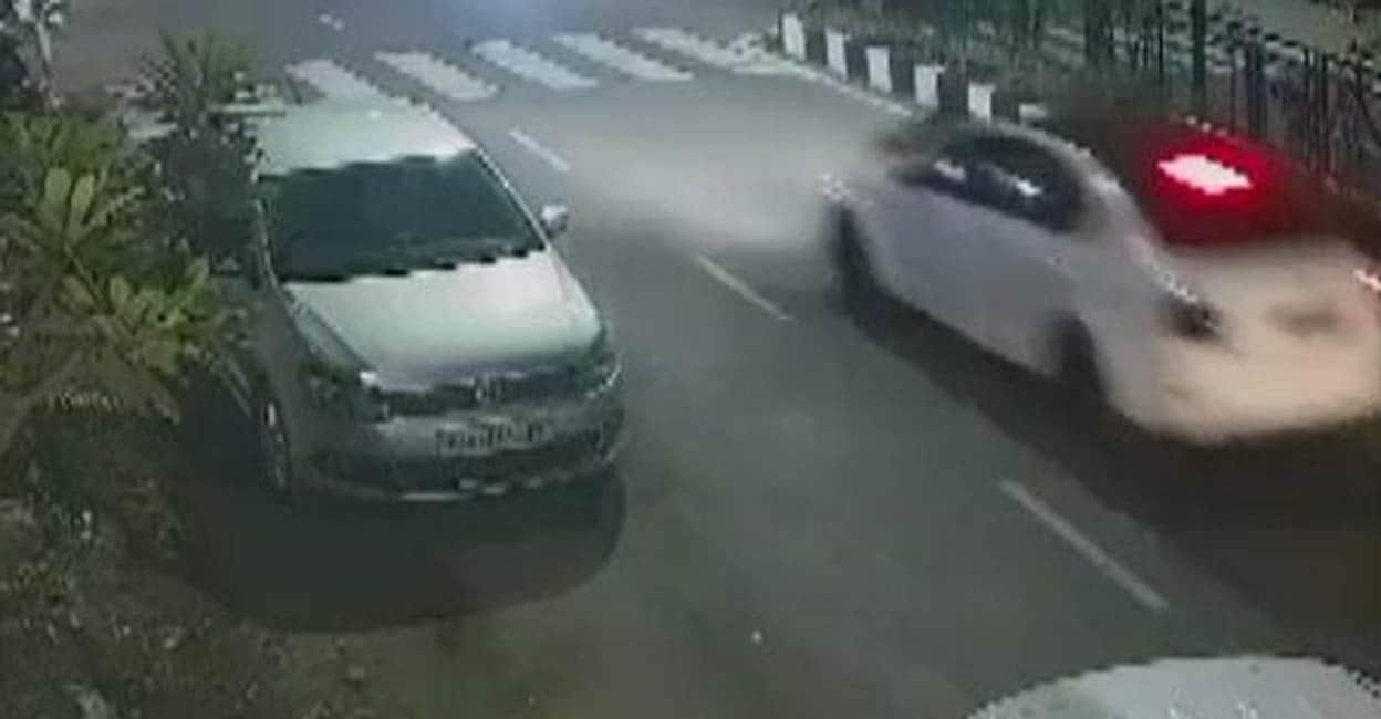 Class 12 student drags cop for 300 metres on car’s bonnet in Surat