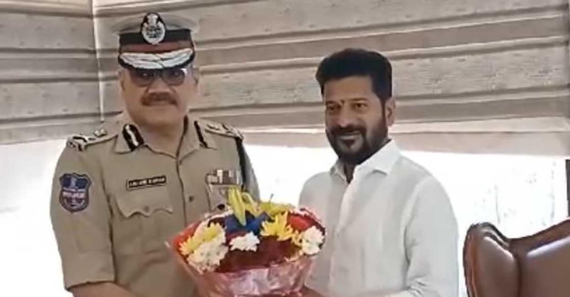 anjani-kumar അഞ്ജാനി കുമാർ രേവന്ദ് റെഡ്ഡിയെ സന്ദർശിച്ചപ്പോൾ.