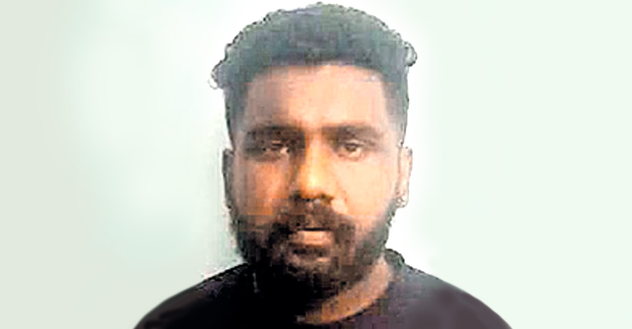 Ananthu Sebastian Rennes വിവാഹാഭ്യർഥന നിരസിച്ചതിന് യുവതിയെ ഹെൽമറ്റ് കൊണ്ട് അടിച്ച യുവാവ് ...