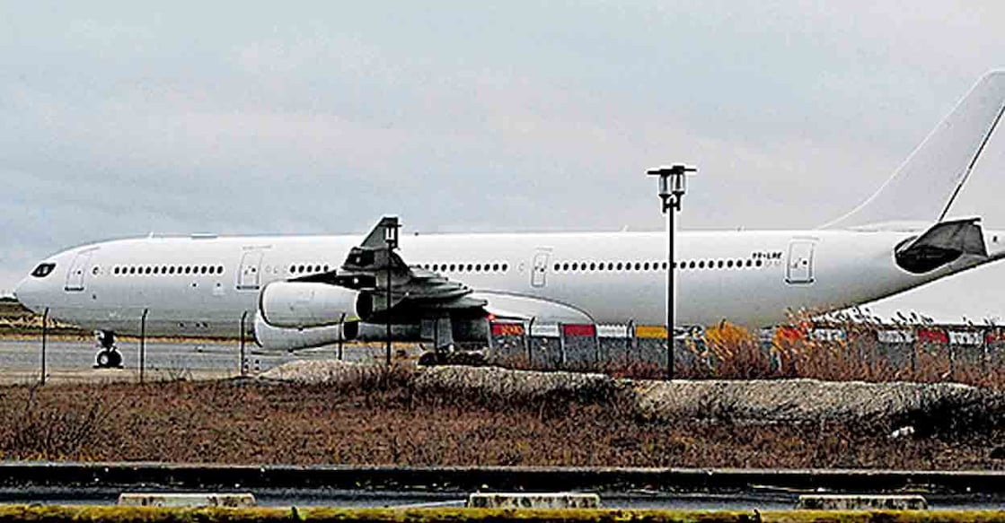 legend-airlines-flight-JPG