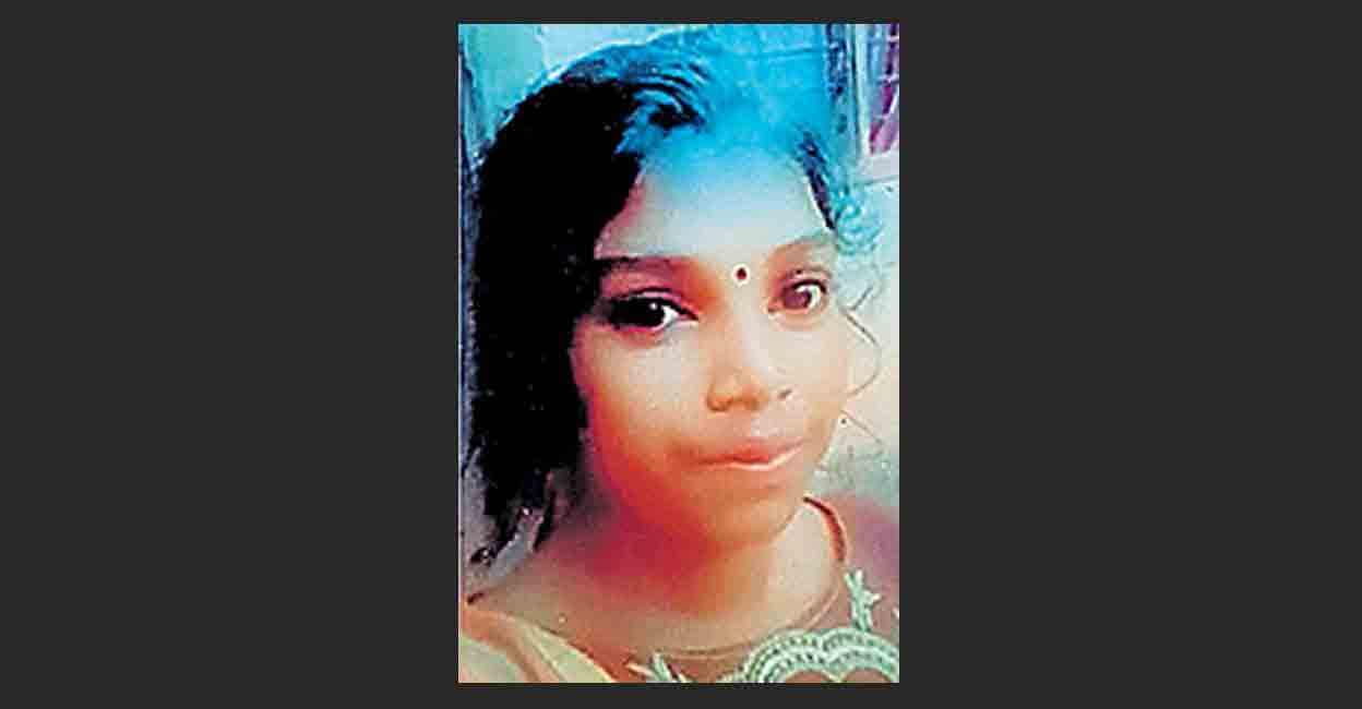 “Pregnant Woman Tragically Dies After Jumping out of Autorickshaw During Verbal Argument with Husband in Kallambalam, Thiruvananthapuram”