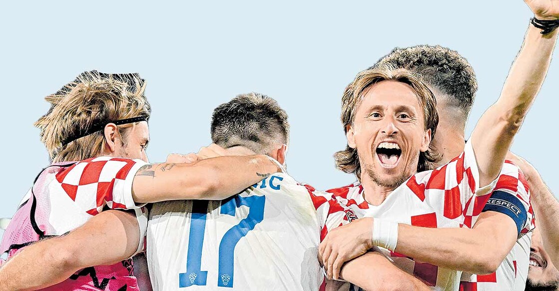 croatia ലൂക്ക മോഡ്രിച്ചും സഹതാരങ്ങളും വിജയാഹ്ലാദത്തിൽ.