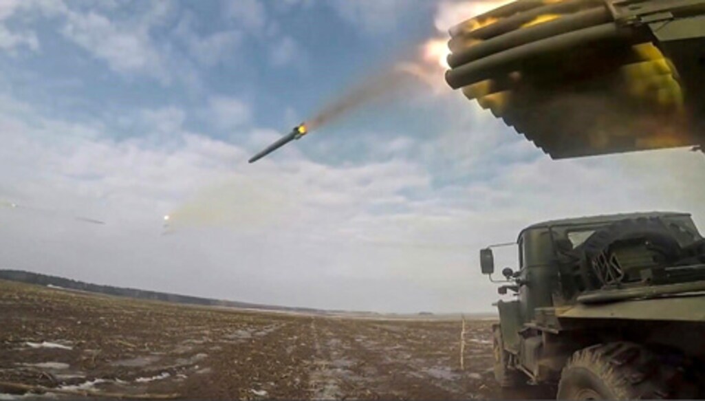 This handout video grab taken and released by the Russian Defence Ministry on February 17, 2022, shows the Grad multiple rocket launcher firing at mock enemy targets during a joint exercises of the armed forces of Russia and Belarus as part of an inspection of the Union State's Response Force,  at the Obuz-Lesnovsky firing range near the city of Baranovichi in Belarus. - Belarusian President Alexander Lukashenko, an ally of Moscow, said on February 17, 2022 that his country would be ready to welcome "nuclear weapons" in the event of a threat from the West, in the midst of a crisis in Ukraine. (Photo by - / Russian Defence Ministry / AFP) / RESTRICTED TO EDITORIAL USE - MANDATORY CREDIT "AFP PHOTO/ RUSSIAN DEFENCE MINISTRY" - NO MARKETING - NO ADVERTISING CAMPAIGNS - DISTRIBUTED AS A SERVICE TO CLIENTS - RESTRICTED TO EDITORIAL USE - MANDATORY CREDIT "AFP PHOTO/ RUSSIAN DEFENCE MINISTRY" - NO MARKETING - NO ADVERTISING CAMPAIGNS - DISTRIBUTED AS A SERVICE TO CLIENTS /