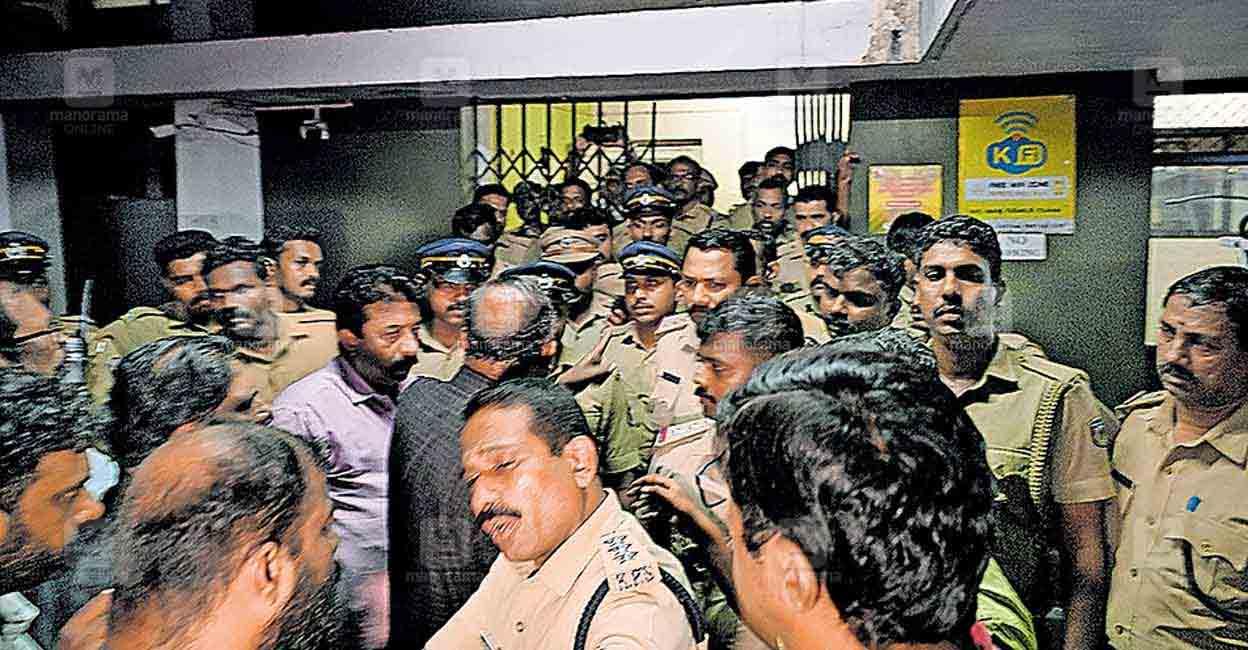 Controversial Transfer of Police Officers at Pettah Station Cancelled