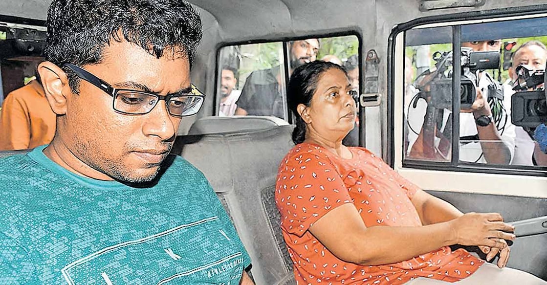 അറസ്റ്റിലായ ഡോൾഫി ജോസഫൈൻ, മകൻ രോഹിത് സജു