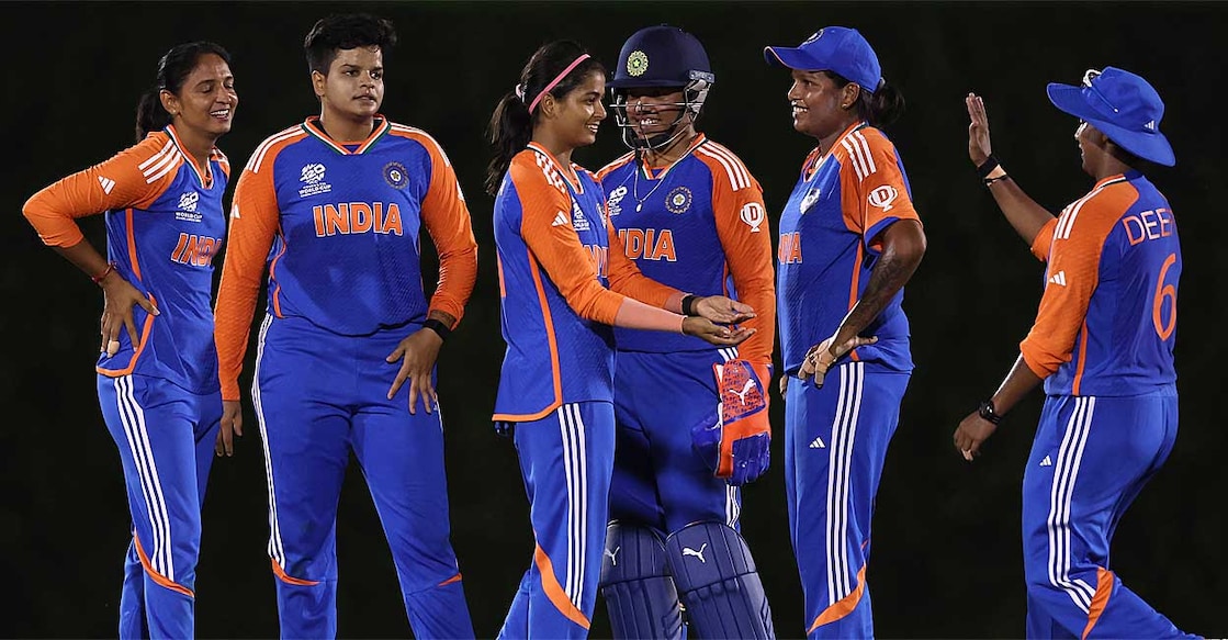 india-women-team-wicket-celebration india-women-team-wicket-celebration