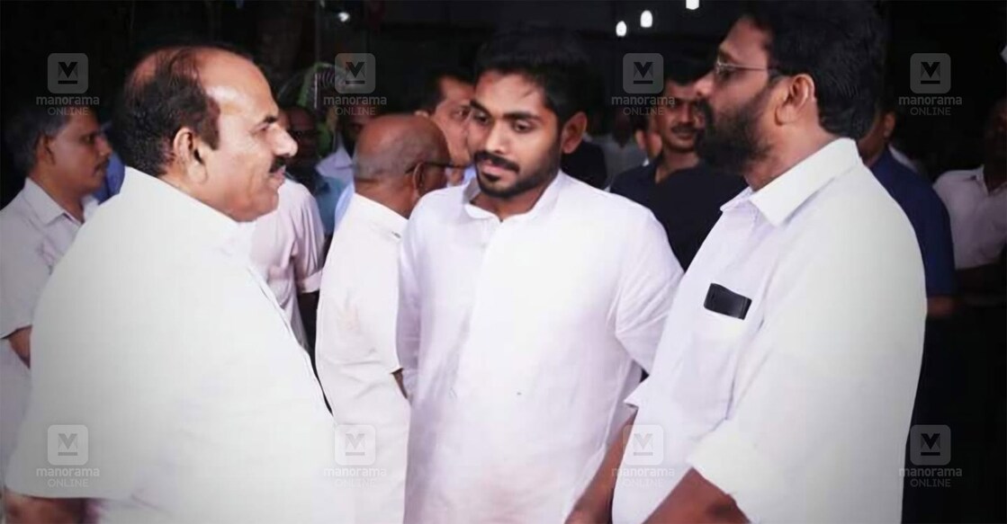 kodiyeri-balakrishnan-td-subrahmanian കോടിയേരി ബാലകൃഷ്ണനൊപ്പം ടി.ഡി. സുബ്രഹ്മണ്യൻ (Photo Arranged)