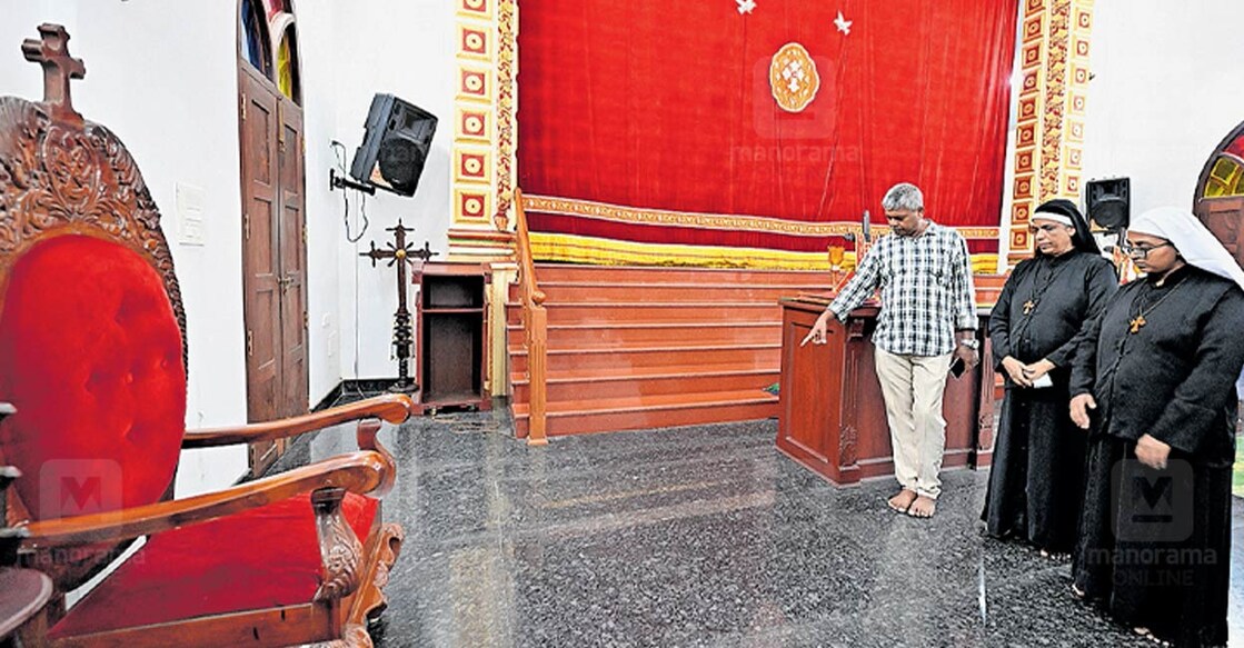 കാലം ചെയ്ത ശ്രേഷ്ഠ ബസേലിയോസ് തോമസ് പ്രഥമൻ കാതോലിക്കാ ബാവായെ പുത്തൻകുരിശ് സെന്റ് അത്തനേഷ്യസ് കത്തീഡ്രലിൽ കബറടക്കുന്ന സ്ഥലം. ചിത്രം: മനോരമ