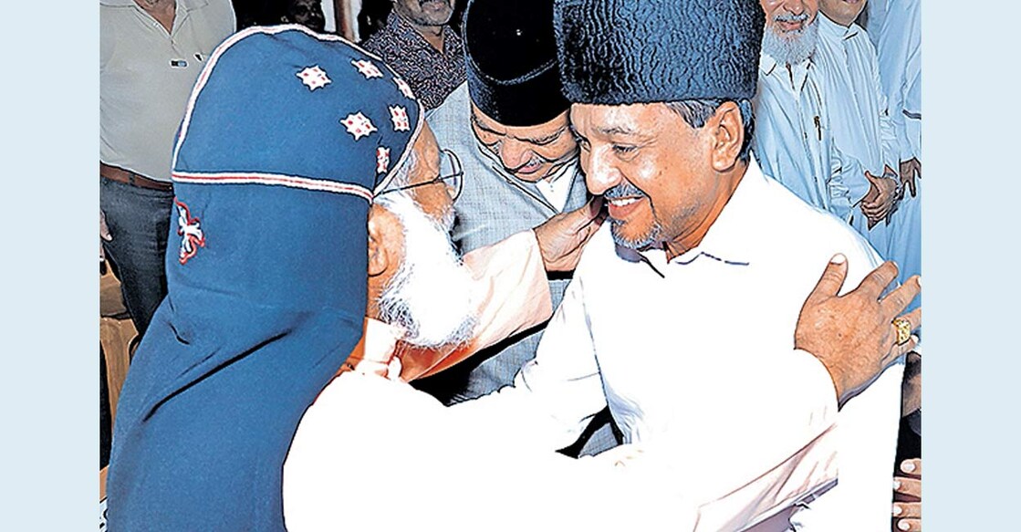സിസിസി തിരുവനന്തപുരം ചാപ്റ്ററിന്റെ ഉദ്ഘാടനച്ചടങ്ങിൽ മേജർ ആർച്ച് ബിഷപ് കർദിനാൾ മാർ ബസേലിയോസ് ക്ലീമീസ് കാതോലിക്കാബാവായും പാണക്കാട് സാദിഖലി ശിഹാബ് തങ്ങളും. 