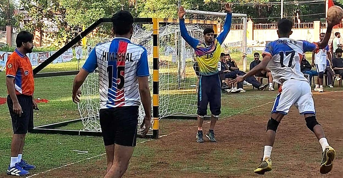 kerala-vs-himachal-pradesh-handball-1