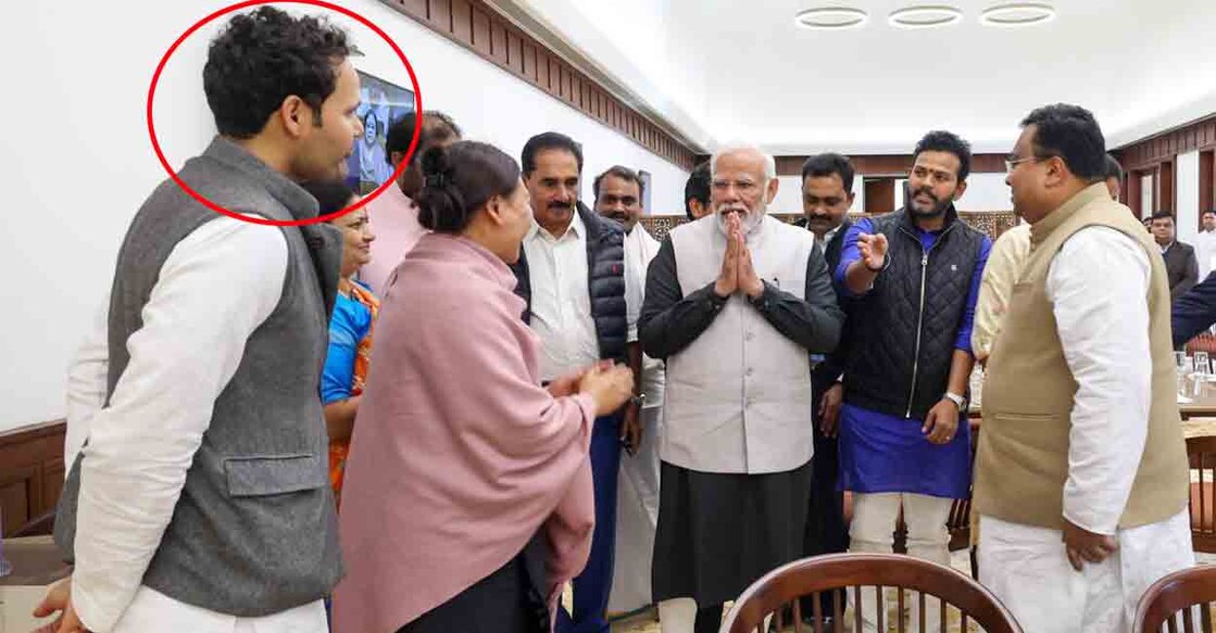 ritesh-with-modi ritesh-with-modi