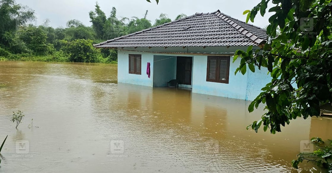 പനമരത്ത് വീട്ടിൽ വെള്ളം കയറിയപ്പോൾ (Photo: Special Arrangement)