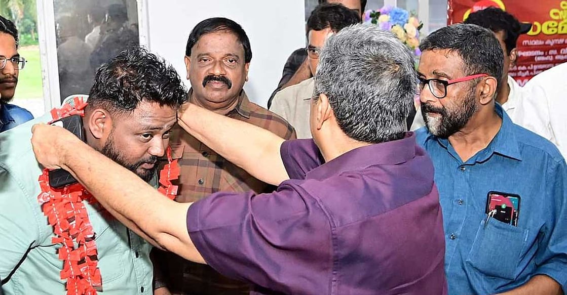 sharan-chandran-kp-udayabhanu sharan-chandran-kp-udayabhanu