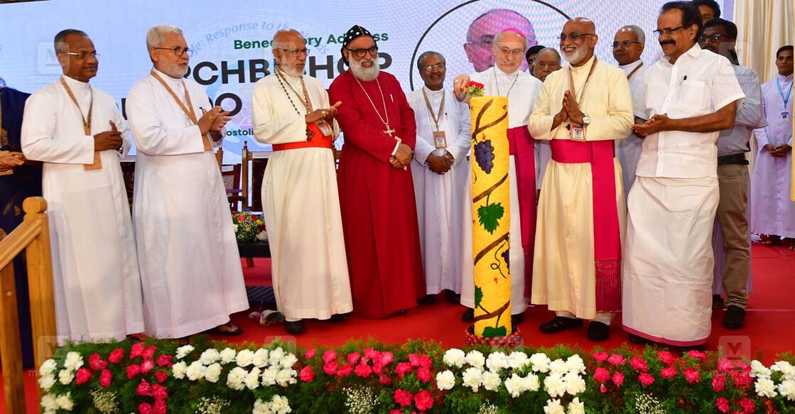 https://img-mm.manoramaonline.com/content/dam/mm/mo/news/just-in/images/2024/8/24/syro-malabar-church-67.jpg?w=1120&h=583