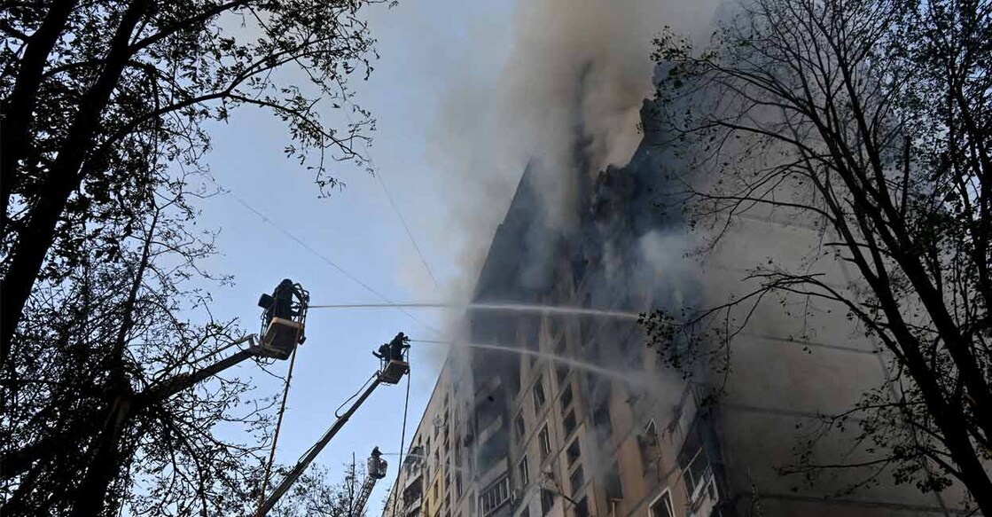 russia-attack-ukraine-building (Photo by SERGEY BOBOK / AFP)