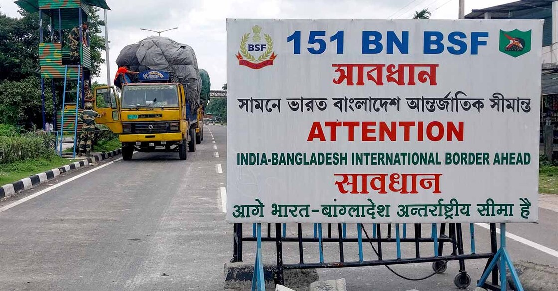 india-bangladesh-border (Photo by Diptendu DUTTA / AFP)