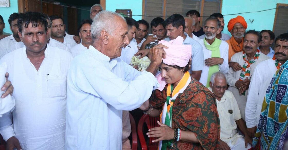 ‘ജുലാനയുടെ മരുമകളായി’ വിനേഷ് ഫോഗട്ട്; പരമ്പരാഗത ദുപ്പട്ട വേഷത്തി