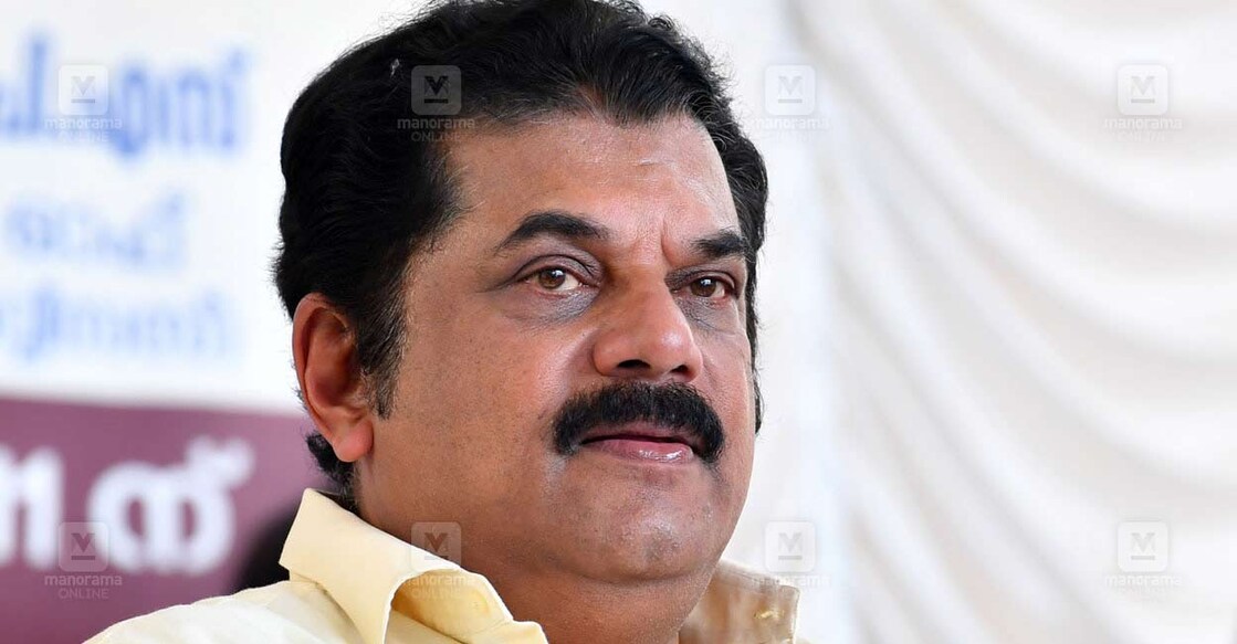 മുകേഷ് (ചിത്രം: മനോരമ)