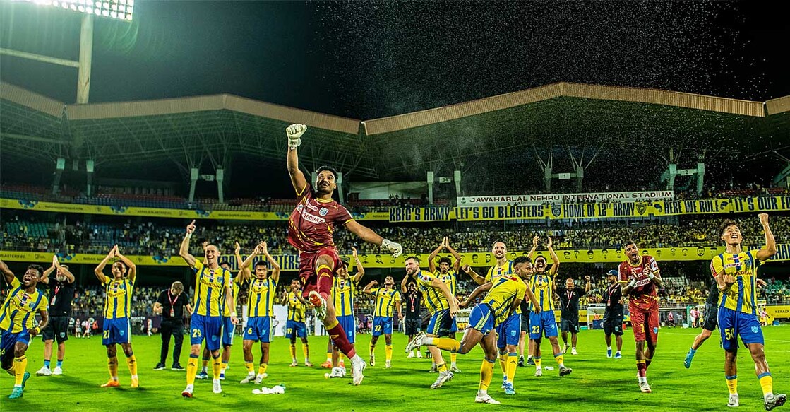 sachin-suresh-celebrates-with-team