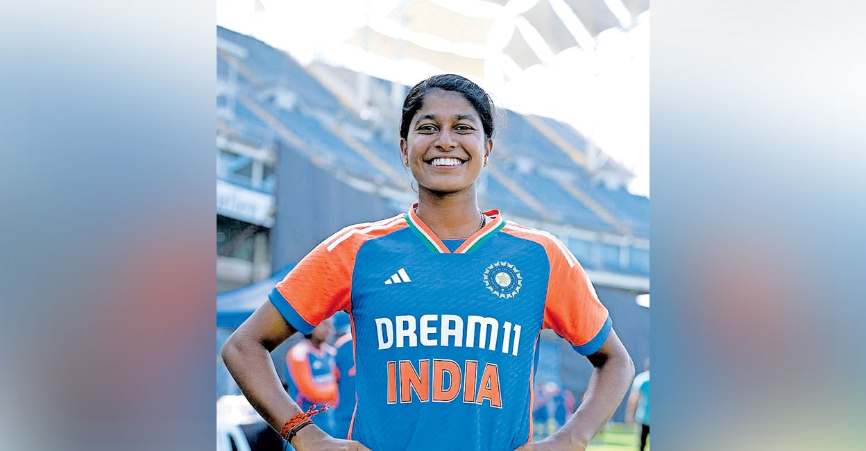 ഒൻപതാമതായി ഇറങ്ങി അർധ സെഞ്ചറി, ജ്വലിച്ച് ജോഷിത!