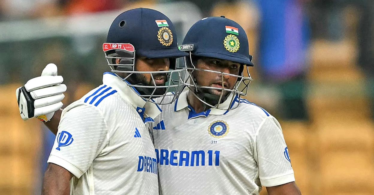 17 കിലോ കുറച്ചിട്ടും കാര്യമില്ല, സർഫറാസിനെ വെട്ടിയത് പന്തിന് വഴിയൊരുക്കാൻ; കളിപ്പിക്കാൻ ഇടമില്ല